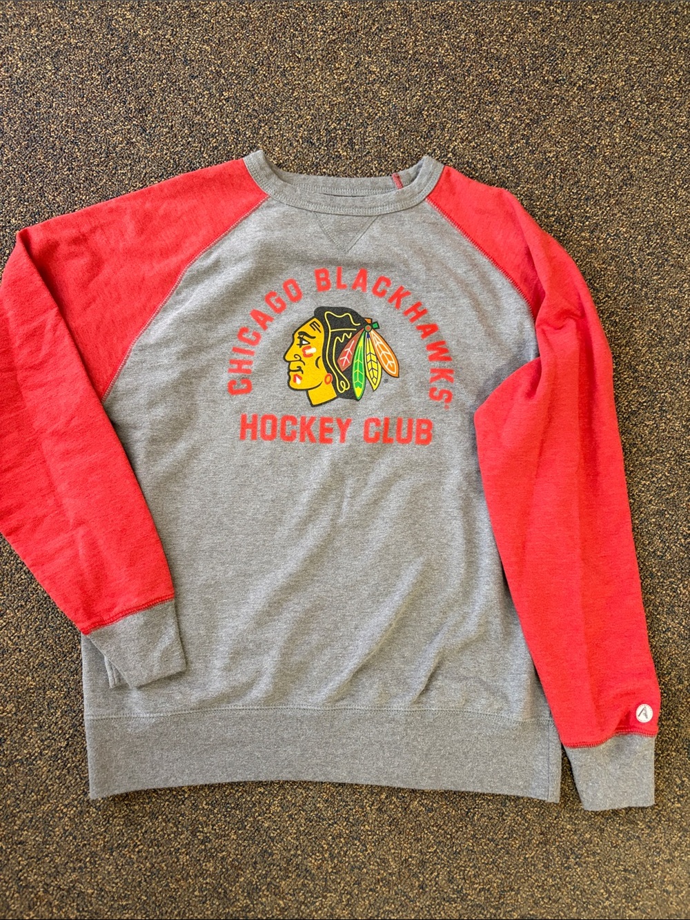 Blackhawks Raglan Sweatshirt - Picture 1 of 2